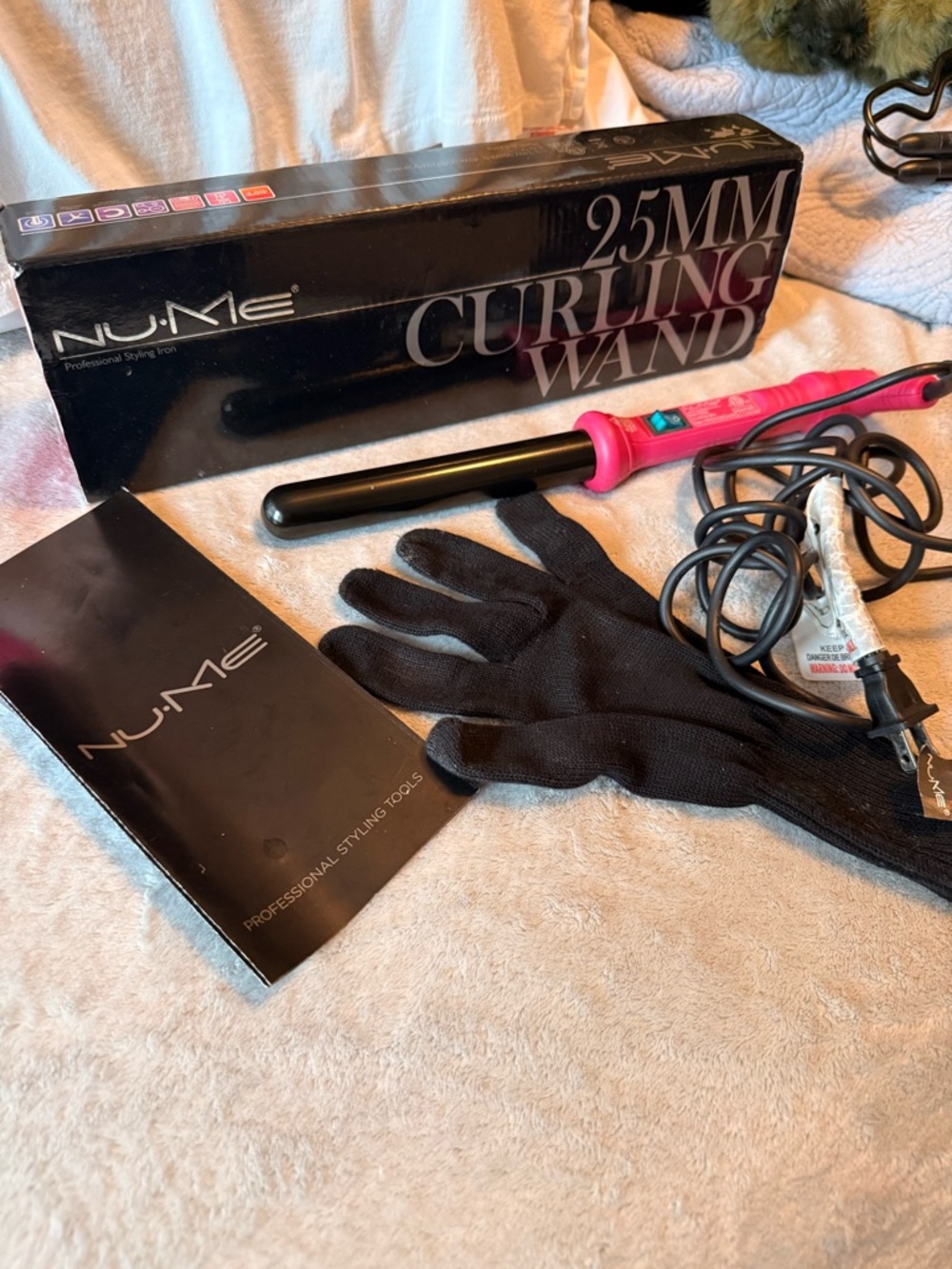 NuMe 25mm Pink and Black Curling Wand
